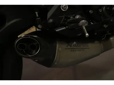 YAMAHA MT 07 – foto 3