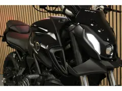 Yamaha MT-07 - 2024 - Akrapovic - Handvat Verwarming - Bar End Spiegels 2024 occasion – foto 15 van 16