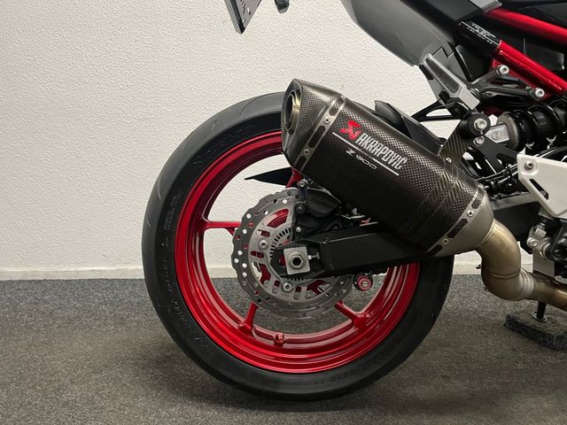 kawasaki - z900