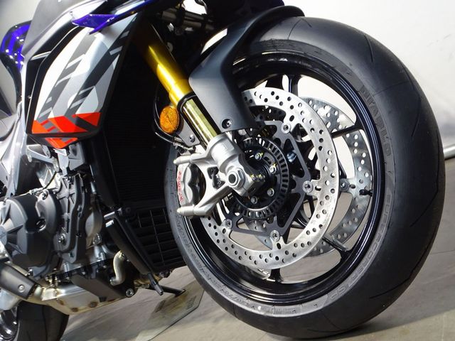 aprilia - tuono-v4