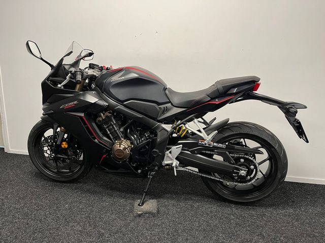 honda - cbr-650-r