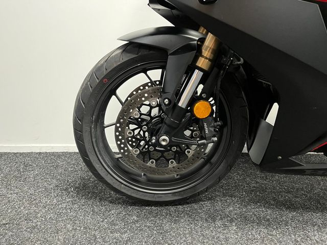 honda - cbr-650-r