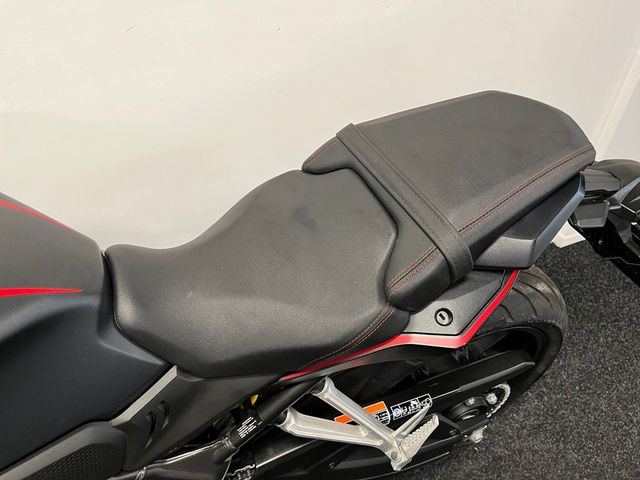 honda - cbr-650-r