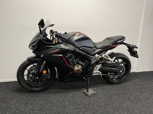 honda - cbr-650-r
