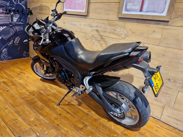 triumph - tiger-1050
