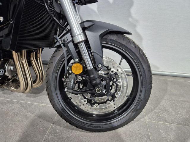 honda - cb-1000-hornet