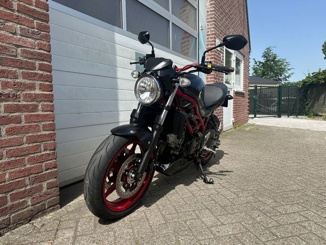 suzuki - gladius-abs