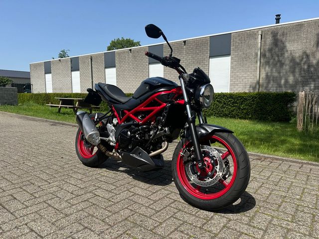suzuki - gladius-abs