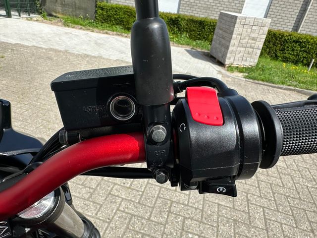 suzuki - gladius-abs