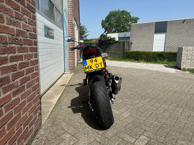 suzuki - gladius-abs