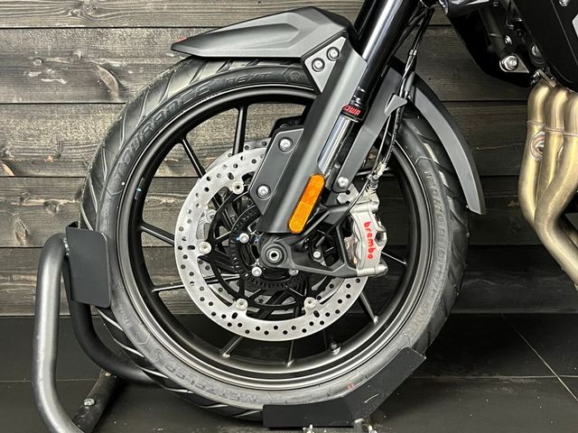 triumph - tiger-1200-gt-pro