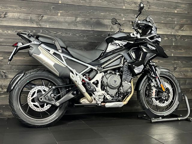 triumph - tiger-1200-gt-pro