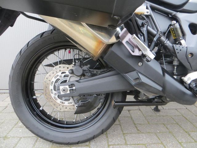 honda - crf-1000-l-africa-twin-dct