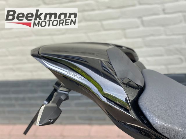 kawasaki - z900