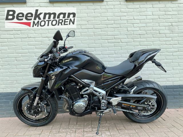 kawasaki - z900
