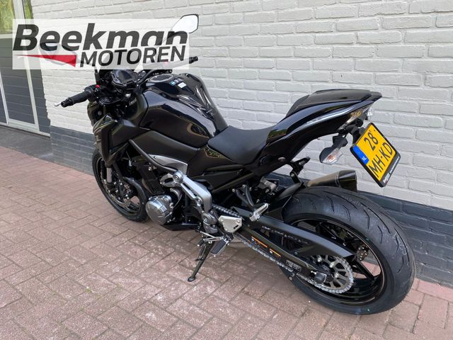 kawasaki - z900