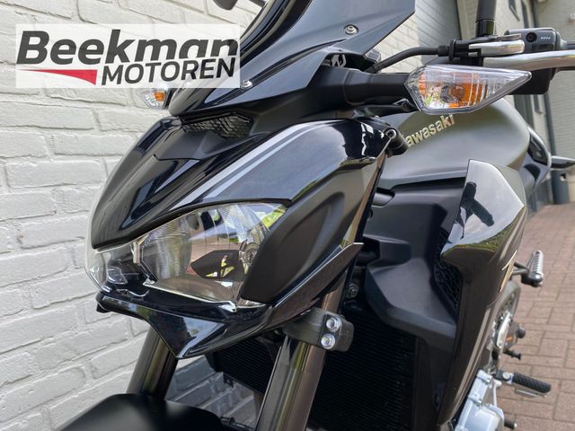 kawasaki - z900