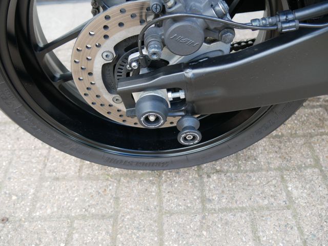 yamaha - tracer-9
