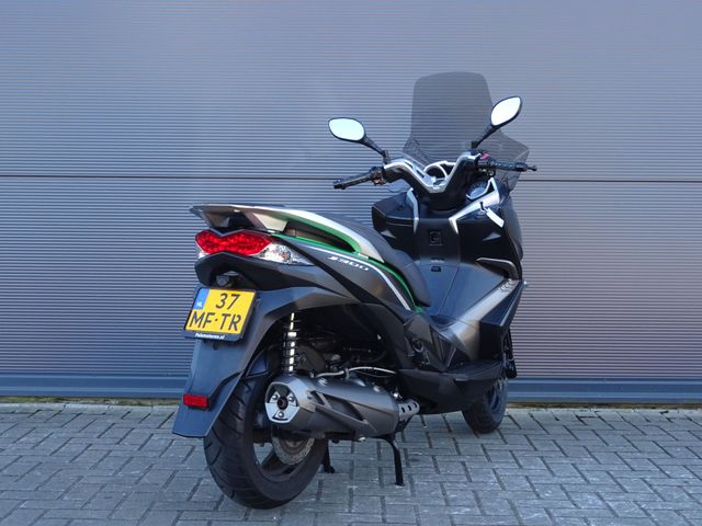 kawasaki - j-300
