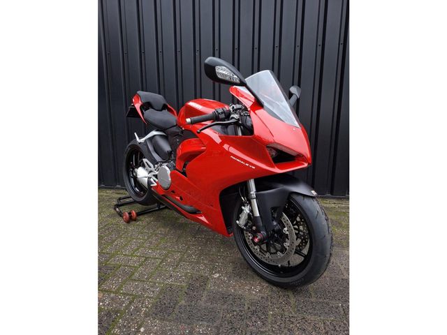 ducati - panigale-v2