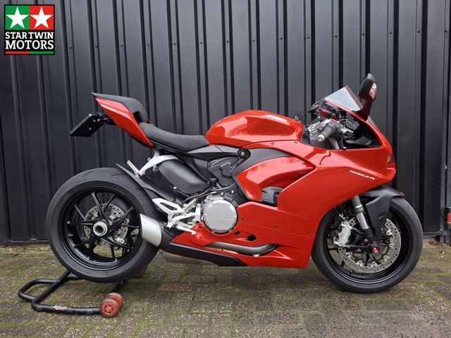 ducati - panigale-v2