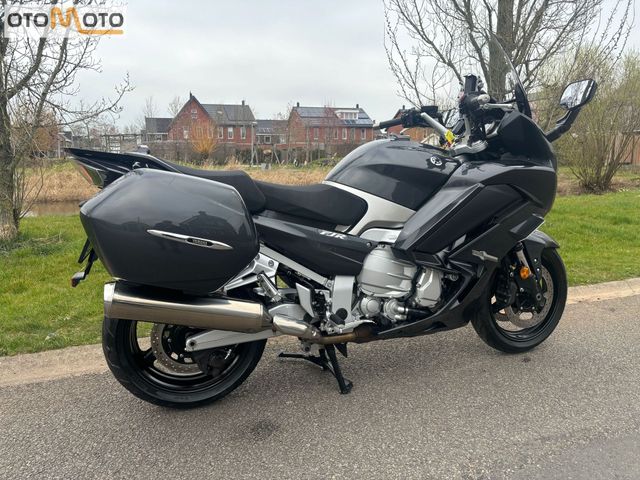 yamaha - fjr-1300-ae