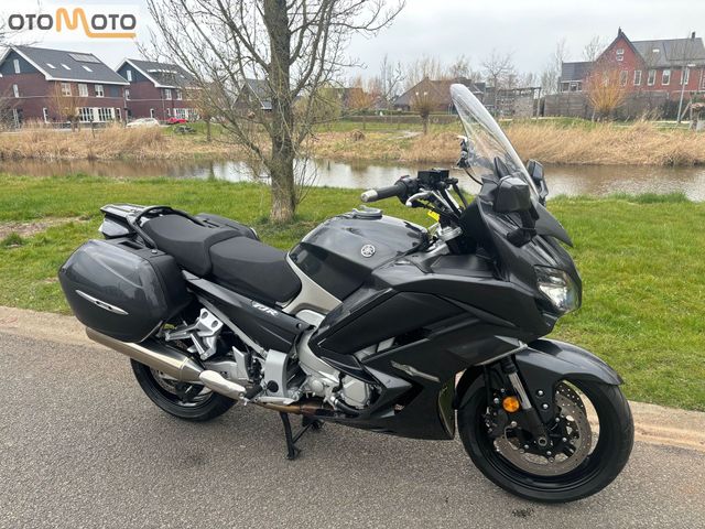 yamaha - fjr-1300-ae
