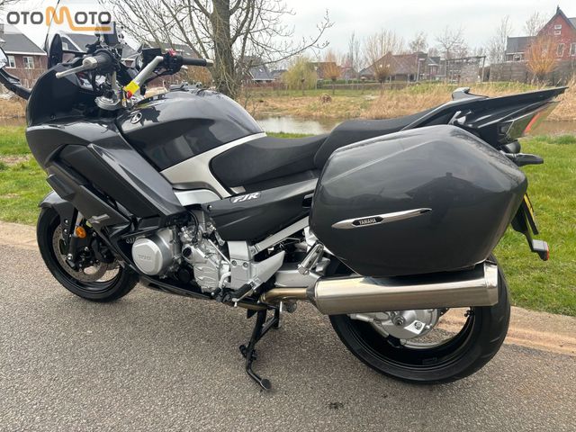 yamaha - fjr-1300-ae