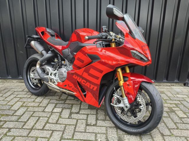 ducati - panigale-v2-mm93