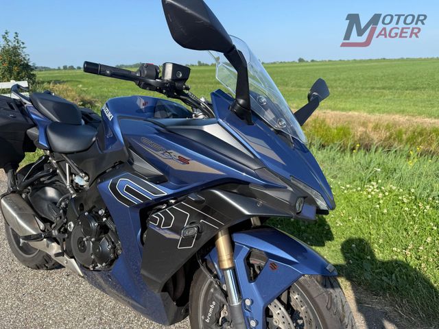suzuki - gsx-s-1000-gt