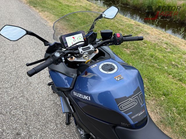 suzuki - gsx-s-1000-gt