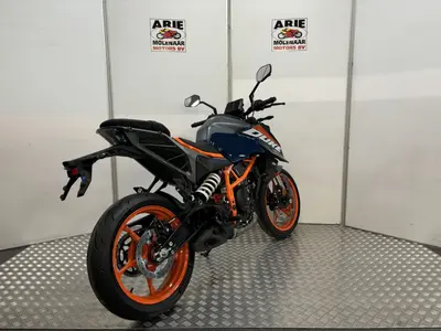 KTM 390 DUKE ABS – foto 2