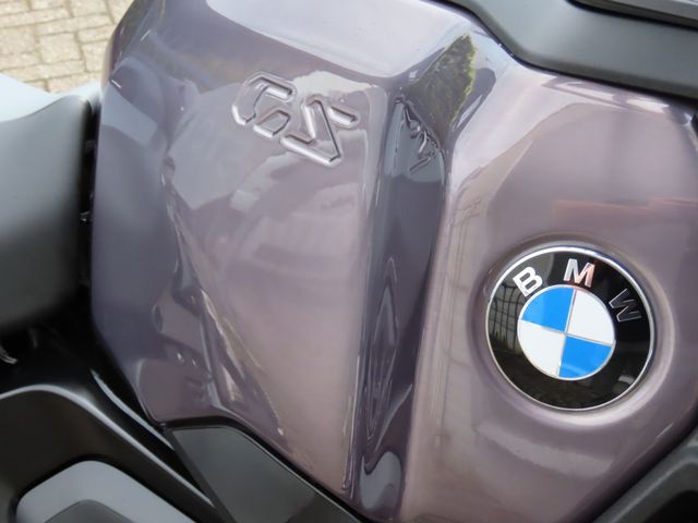 bmw - r-1300-gs-adventure