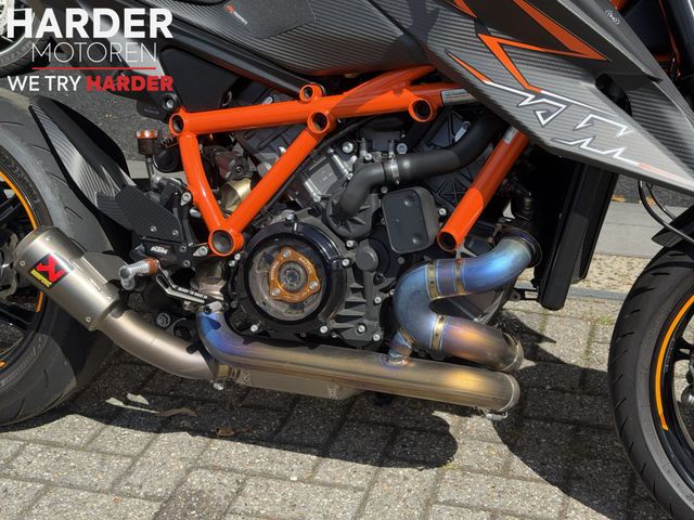 ktm - 1290-super-duke-r