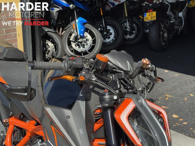 ktm - 1290-super-duke-r