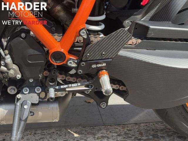 ktm - 1290-super-duke-r