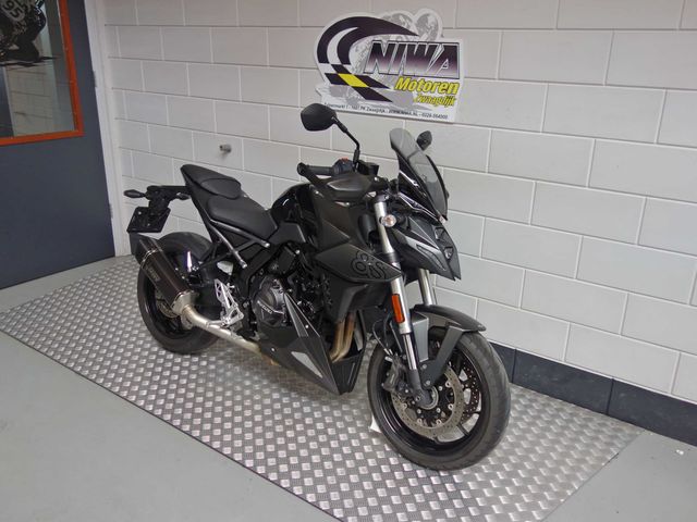 suzuki - gsx-8s