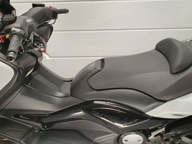 yamaha - xp-530-t-max