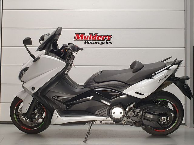 yamaha - xp-530-t-max