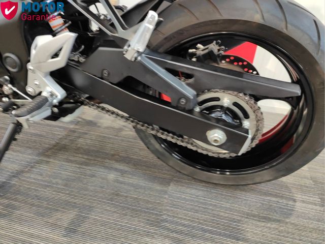 suzuki - gsr-750-a