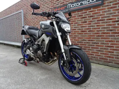 YAMAHA MT 09 – foto 2