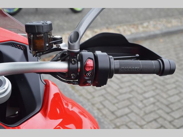 ducati - multistrada-v4-s