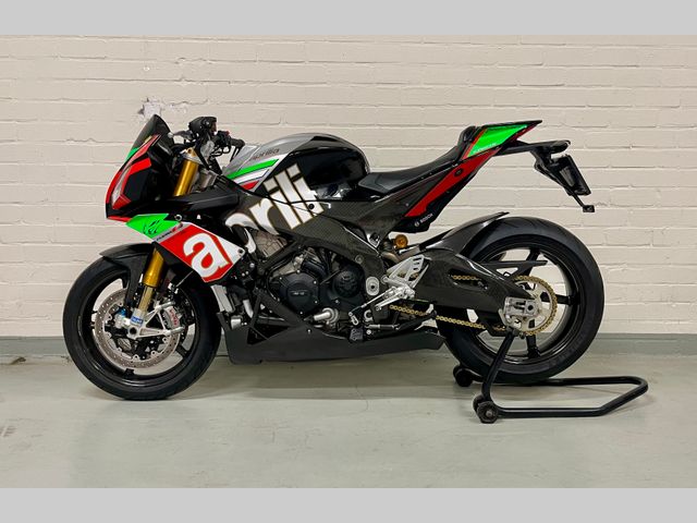 aprilia - tuono--v4-1100-factory