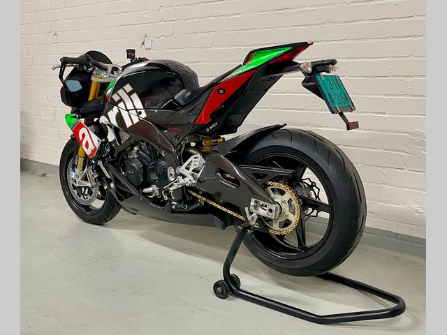 aprilia - tuono--v4-1100-factory