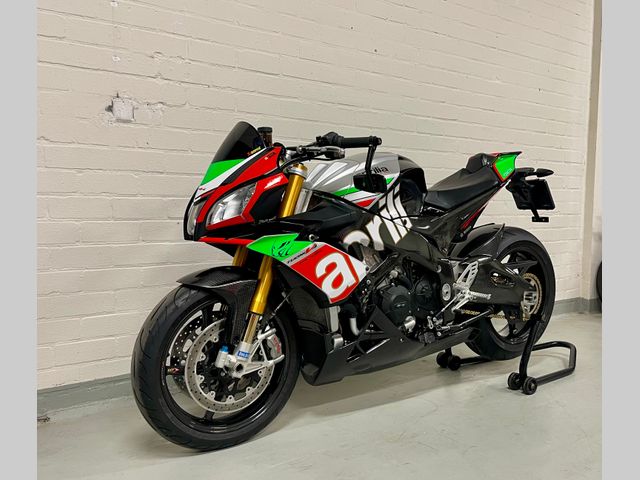 aprilia - tuono--v4-1100-factory