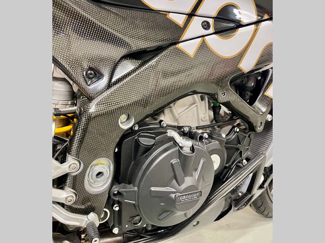 aprilia - tuono--v4-1100-factory