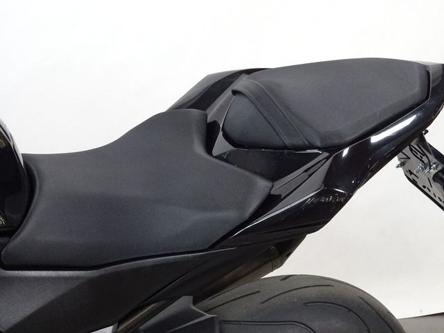 kawasaki - z-800-e-abs