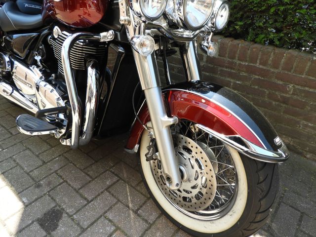 triumph - thunderbird-lt-abs