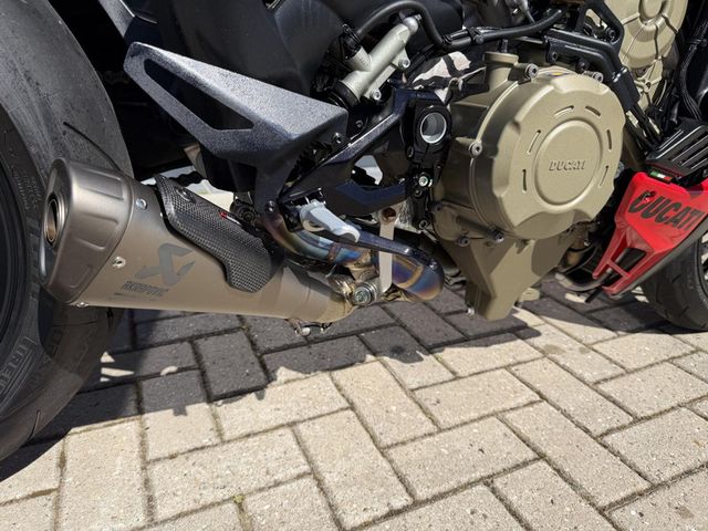 ducati - streetfighter-v4s