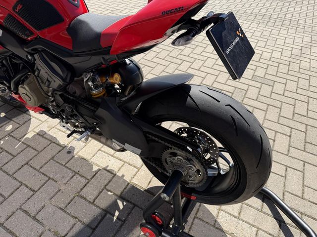 ducati - streetfighter-v4s
